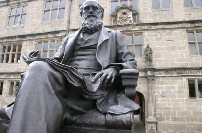 Charles Darwin statue