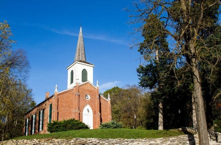 Presbyterian vs Methodist churches