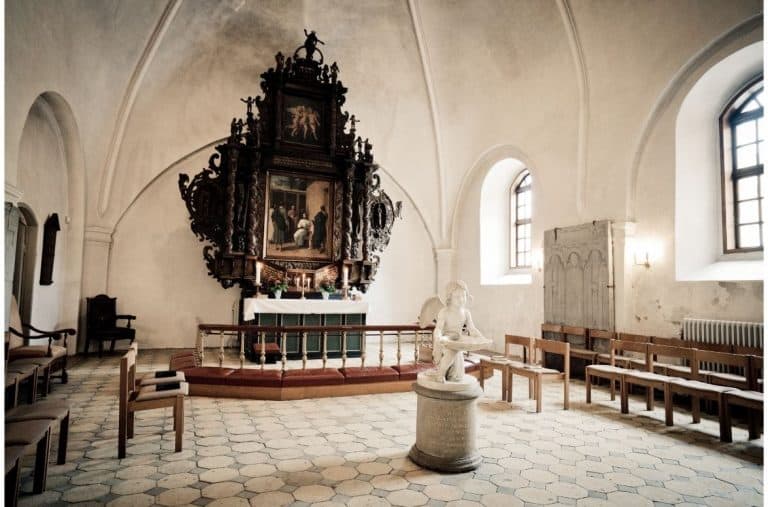 Roman Catholic altar