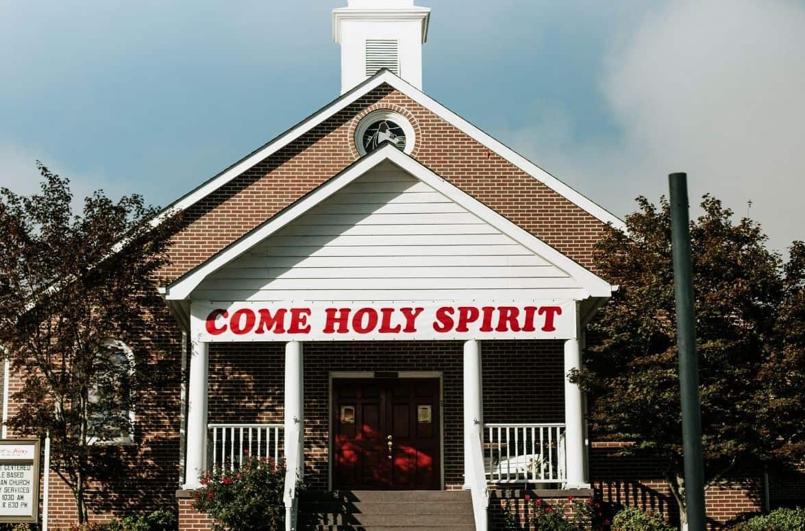 Pentecostals slain in the spirit