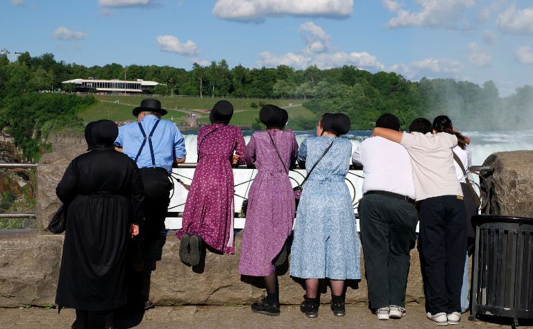 Conservative mennonite dress sale