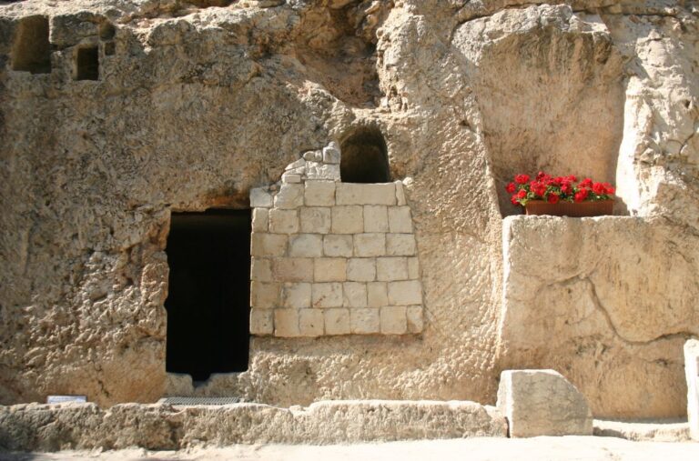 Where is Jesus buried