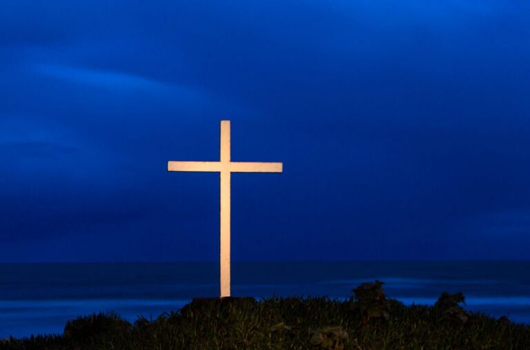 Jesus raise from the dead