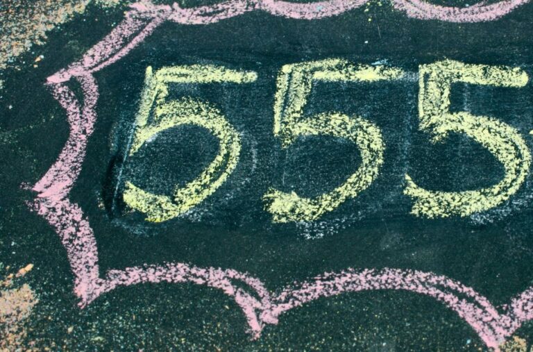 555