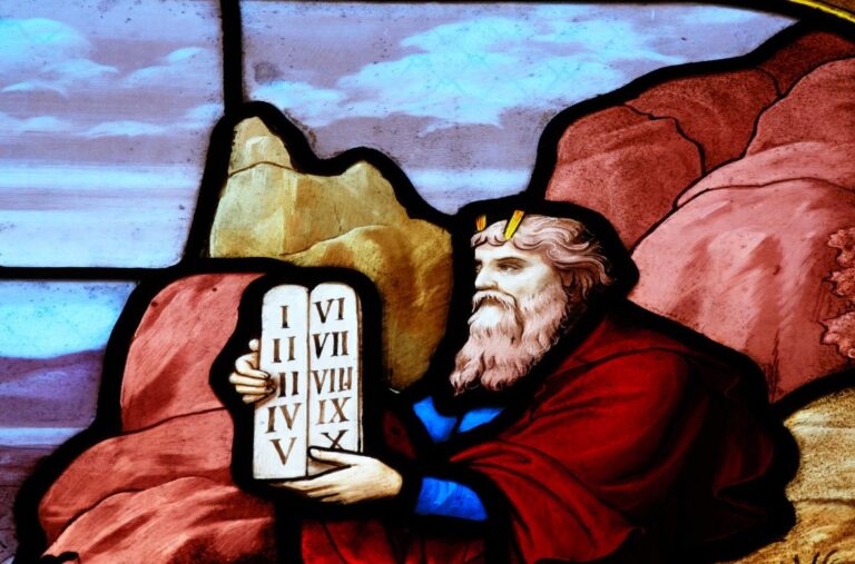 Moses 10 Commandments